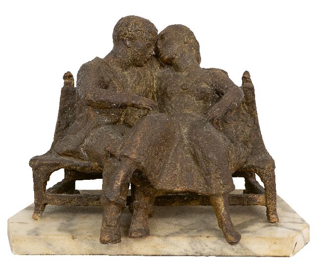 Starreveld P.  | Couple in love on a bench, bronze 25.5 x 27.5 cm, signed with monogram on the back of the bench