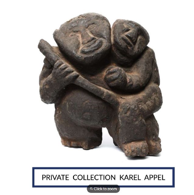 Onbekend   | Two figures (mother and child), earthenware 50.0 x 44.0 cm