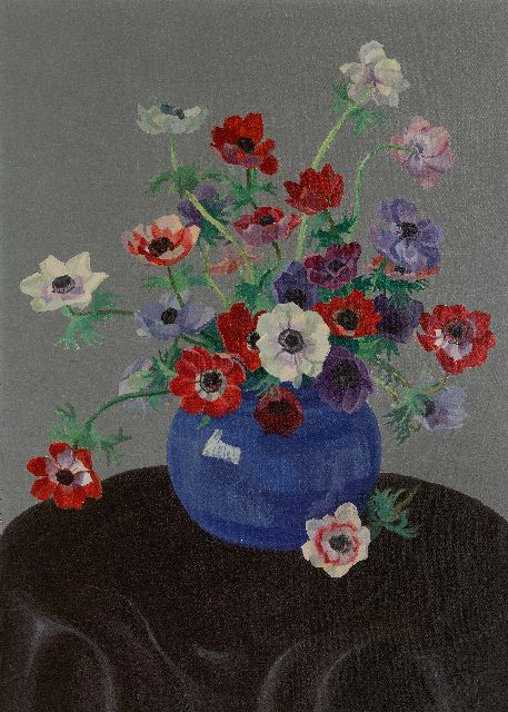 Dirk Smorenberg | Anemones in a bright  blue vase, oil on canvas, 70.5 x 50.5 cm, signed l.r.
