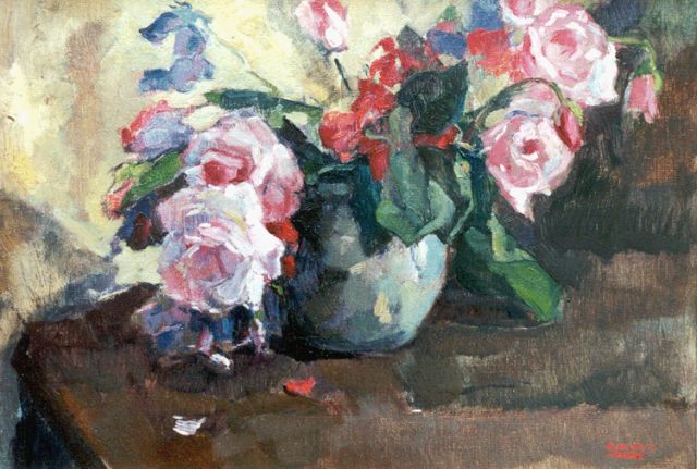 Noltee B.C.  | A still life with pink roses in a green jar, oil on canvas 34.8 x 50.0 cm, signed signed l.r.