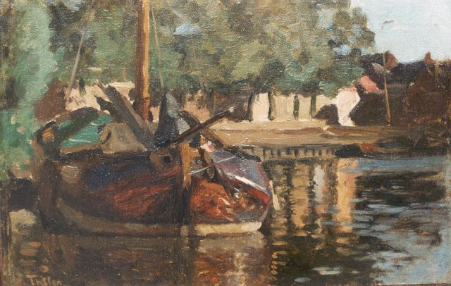 Willem Bastiaan Tholen | Moored boat, oil on canvas laid down on panel, 18.2 x 28.5 cm, signed l.l. and painted circa 1910