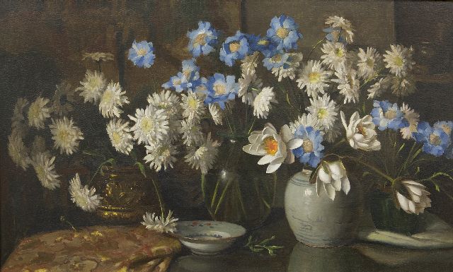 Fleur J.W.  | Flower still life with daisies, scabiosa and water lilies, oil on canvas 60.6 x 100.6 cm, signed u.r.