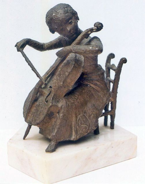 Starreveld P.  | Celliste, bronze 21.0 cm, gesigneerd met monogram