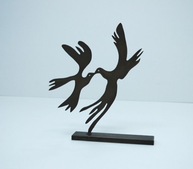 Kadishman M.  | Lovebirds, copper 22.6 x 20.3 cm, gesigneerd op basis